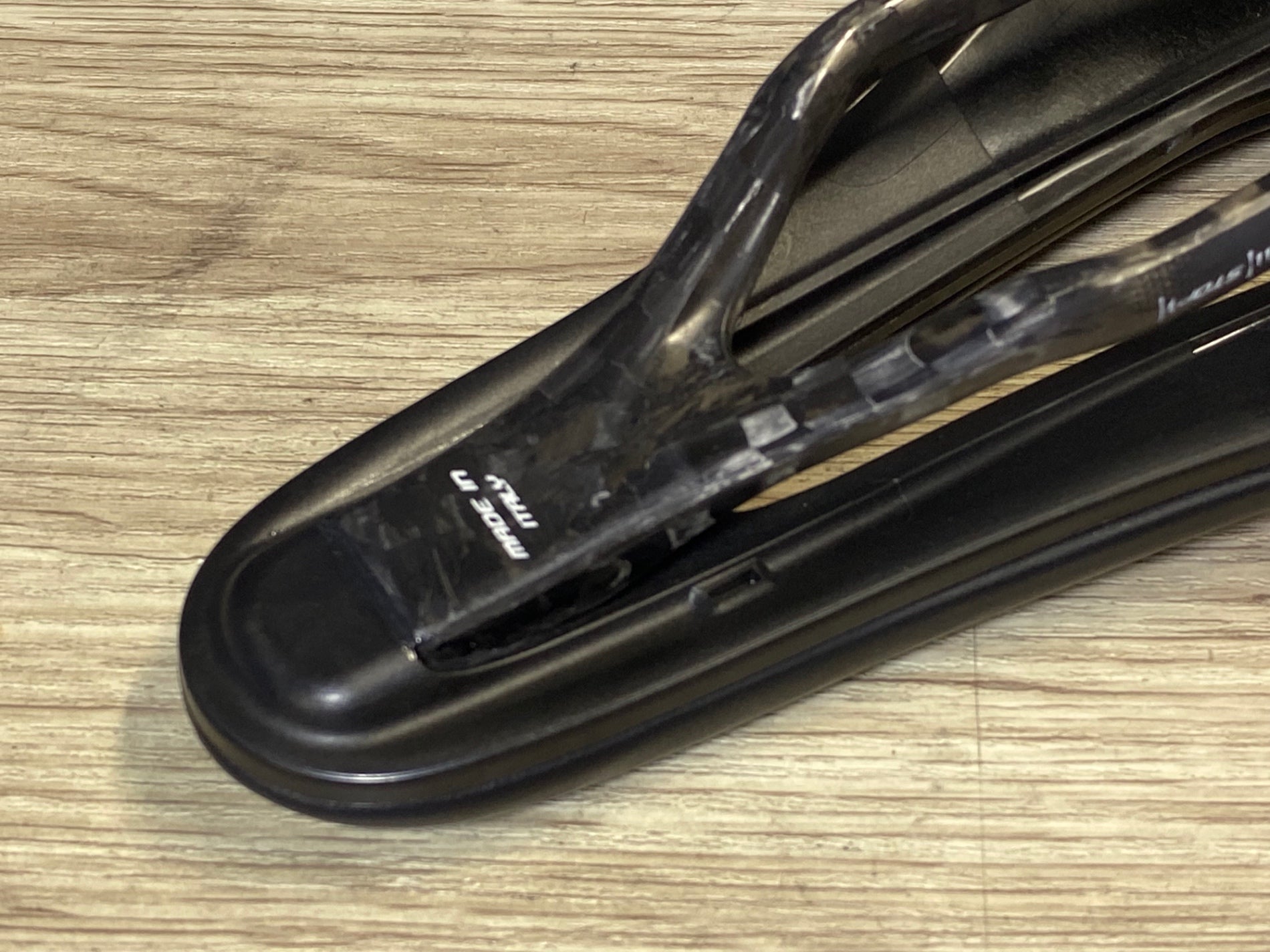 JR674 セライタリア SELLE ITALIA NOVUS BOOST EVO サドル 黒 カーボン