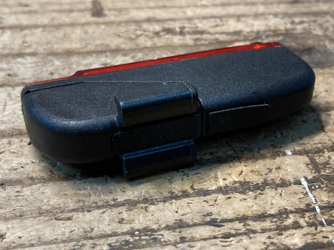 JM476 レザイン LEZYNE STICK+ DRIVE 40 テールライト 点灯確認済み