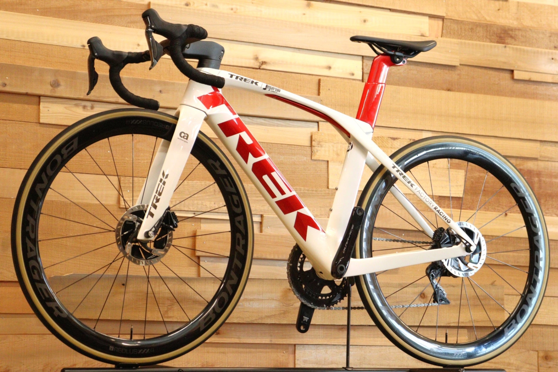 トレック TREK マドン MADONE SLR9 GEN6 P1 2018 52サイズ シマノ デュラエース R9170 11S DI2 カーボン  ロードバイク 【立川店】