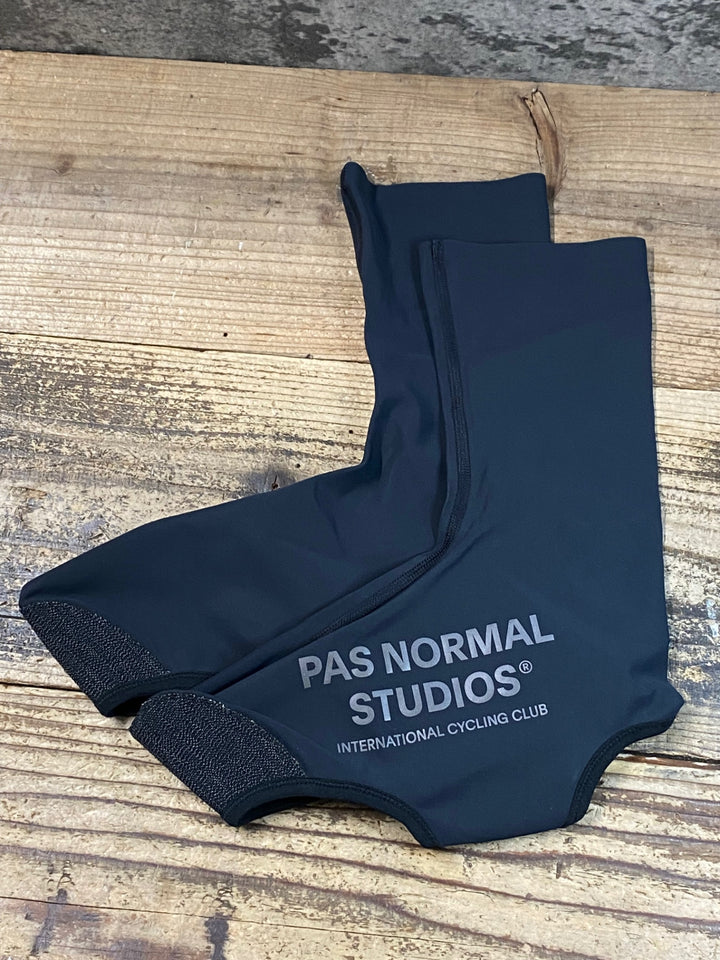 JT641 パスノーマルスタジオ PAS NORMAL STUDIOS シューズカバー 黒 M