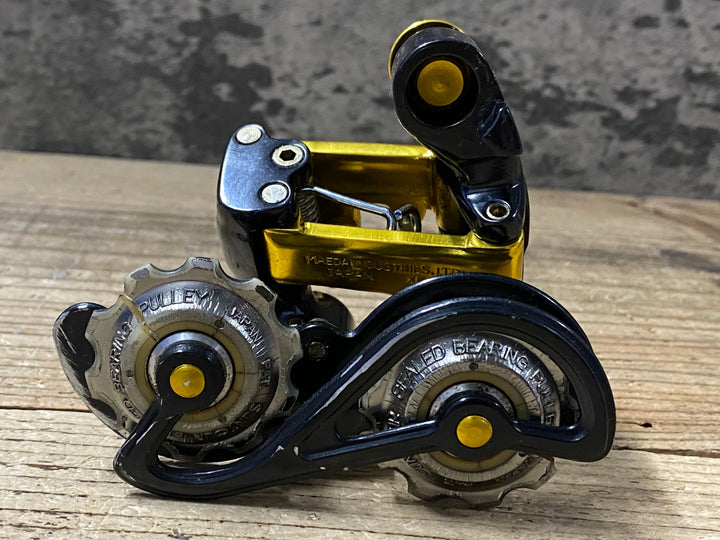 KL867 サンツァー SunTour Superbe pro 3100 リアディレイラー ブラック ゴールド ※プーリー割れのためジャンク