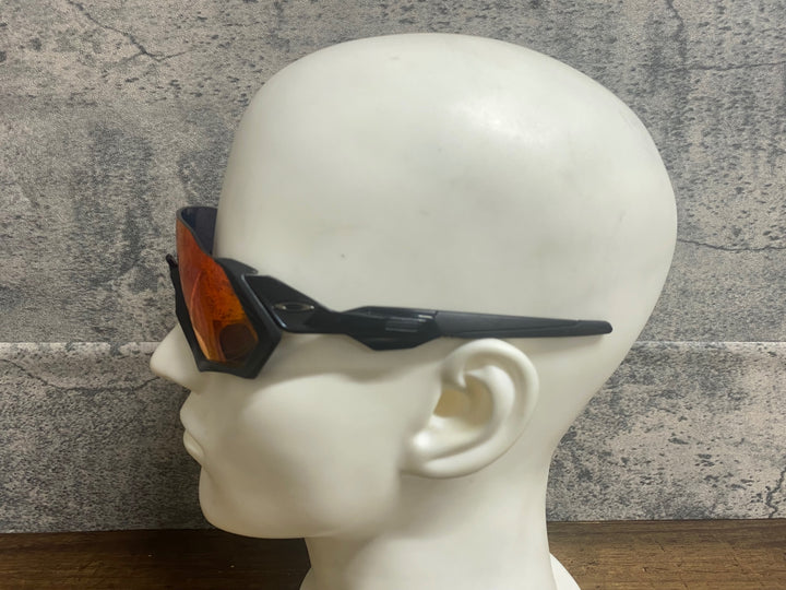 JY292 オークリー OAKLEY フライトジャケット FLIGHT JACKET Prizm Road OO9401-0137 黒 サングラス