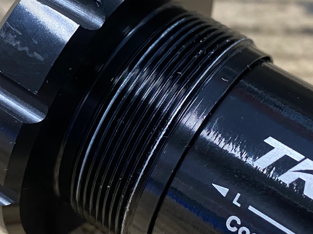 KM602 トライピーク TRIPEAK TWIST-FIT3-IN-1 コーテッドセラミック ボトムブラケット