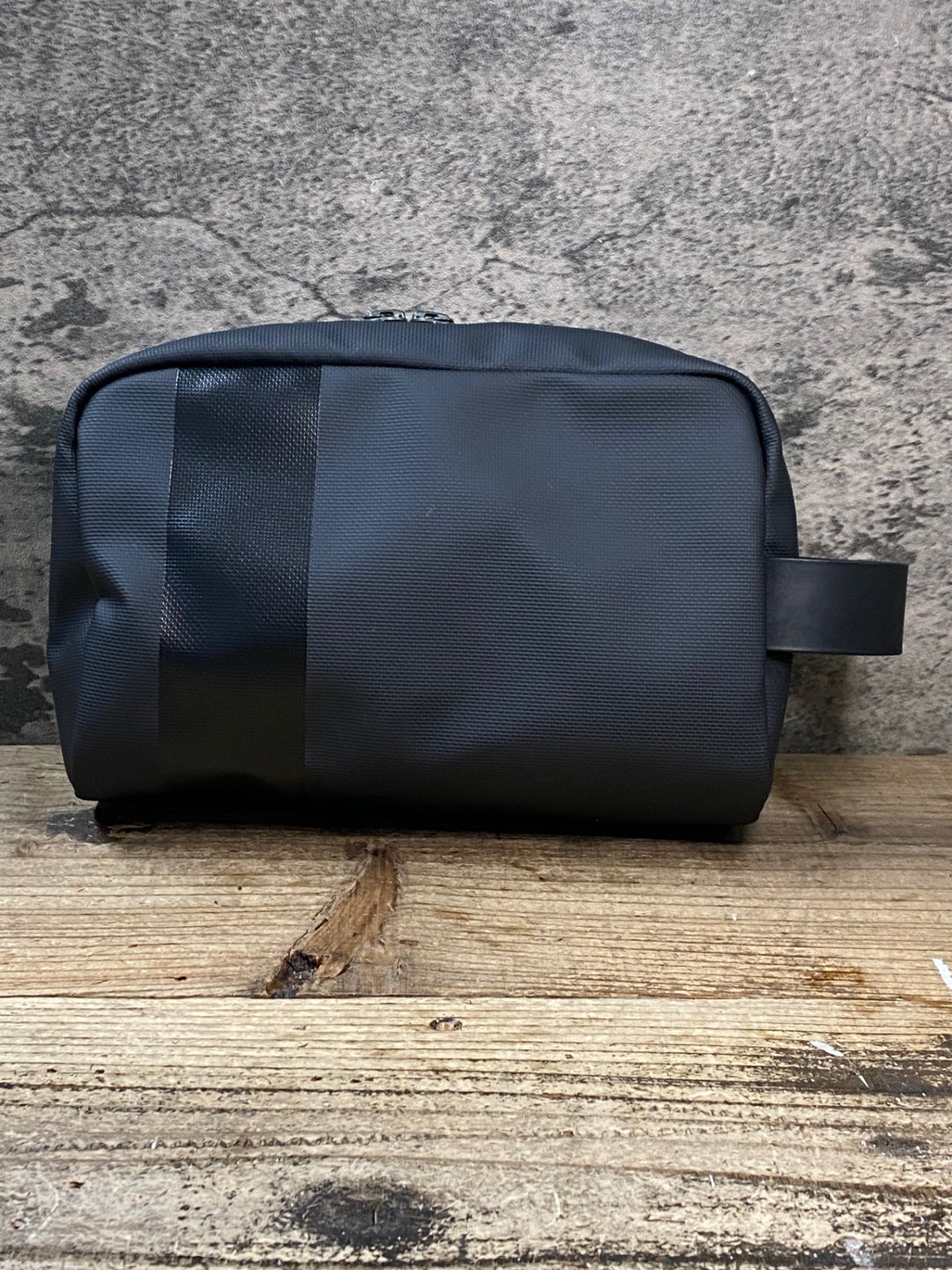 JU130 ラファ Rapha WASH BAG ハンドバッグ 黒