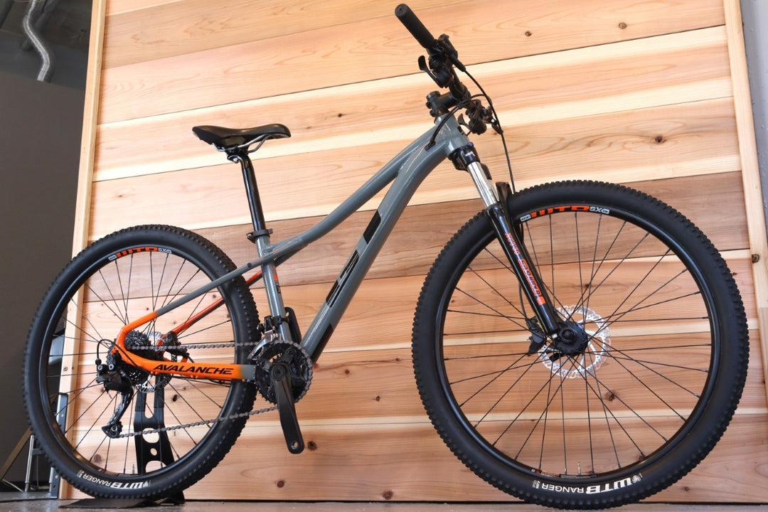 ジーティー GT アバランチェ スポーツ AVALANCHE SPORT 2021モデル XSサイズ シマノMIX 2×9S 27.5インチ アルミ ハードテイル MTB 【千葉店】