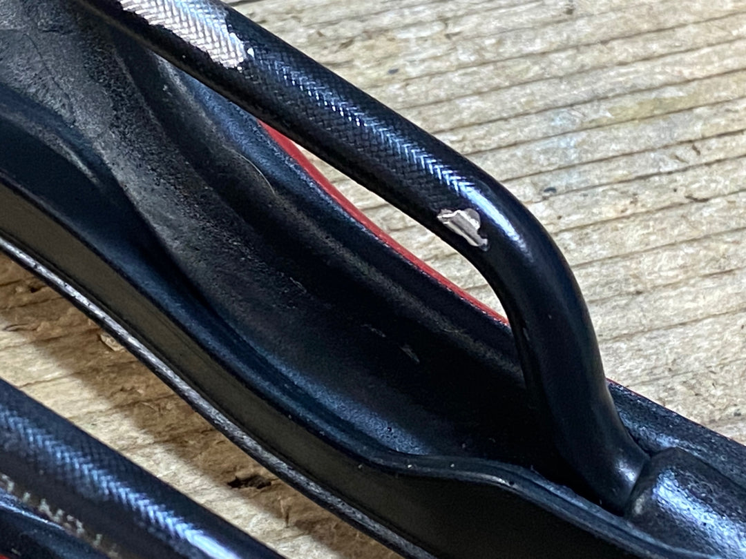KF242 SELLE SMP VT30C サドル aisi304 赤 155mm