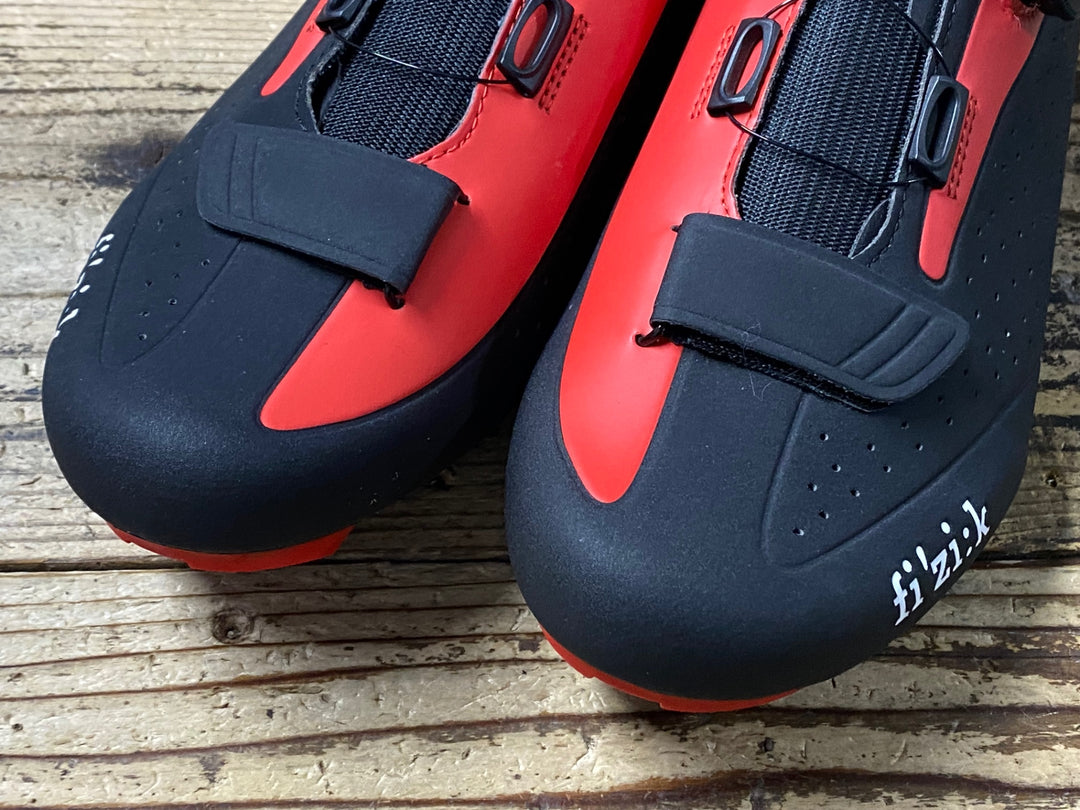 KI043 フィジーク fizik R5 BOA MAN ビンディングシューズ 3穴 黒赤 EU45