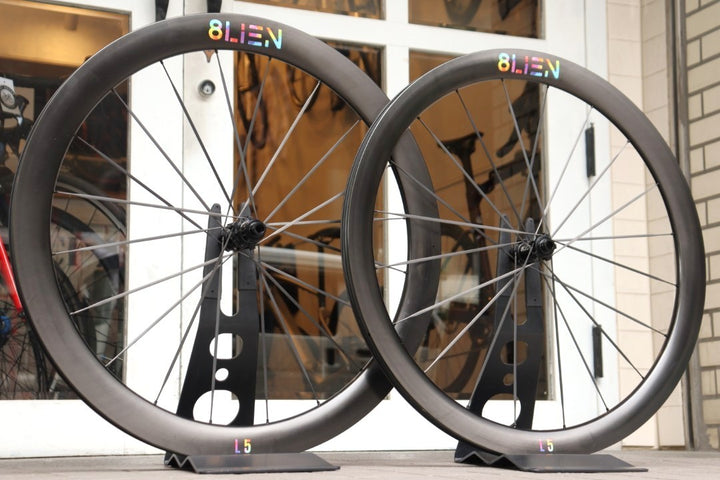エイリアン 8LIEN L5 DISC WHEELS カーボン クリンチャー チューブレスレディ ホイールセット スラム XDR 11S/12S 【横浜店】