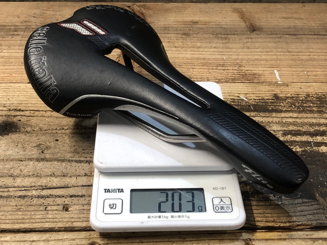 KC787 セライタリア Selle Italia フライト フロー FLITE FLOW Titanium サドル チタンレール 黒