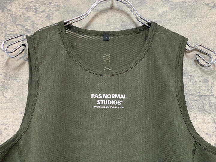 JT639 パスノーマルスタジオ PAS NORMAL STUDIOS ノースリーブ ベースレイヤーカーキ L