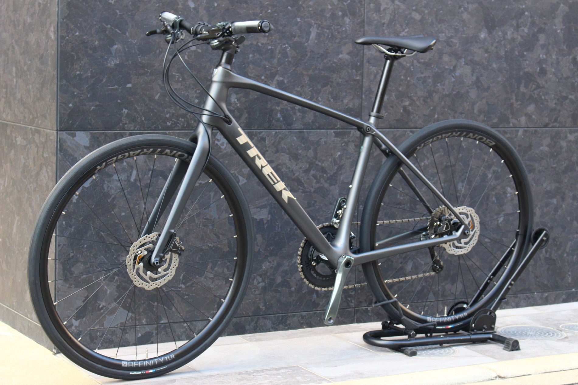 トレック TREK FX SPORT5 DISC 2021年モデル Mサイズ シマノ
