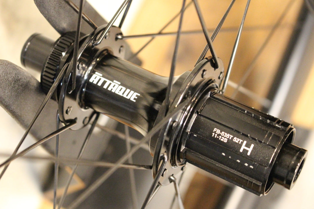 アタッキ ATTAQUE CARBON 50C DB 50mm カーボン クリンチャー ホイールセット シマノ 11/12S 【福岡店】