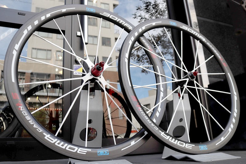 Boma TH-TR38W ボーマ カーボン ピスト 固定ギア ホイール Boma TH-TR38W ボーマ カーボン ピスト 固定ギア ホイール