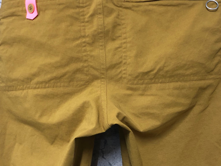 KM124 ラファ Rapha EXPLORE SHORTS サイクルパンツ ベージュ サイズ不明