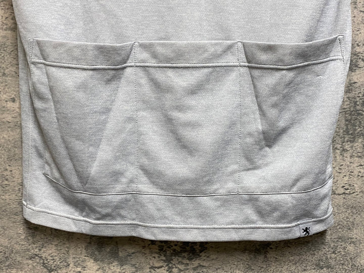 JN789 リオンドカペルミュール Lion de KAPELMUUR 半袖 ドライTシャツ 背ポケット付き グレー L