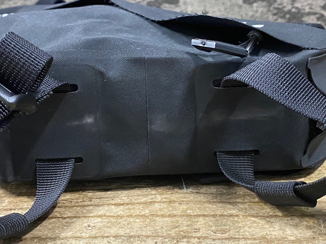 KO027 アピデュラ APIDURA レーシング フレームパック 防水 フレームバッグ 2.4L