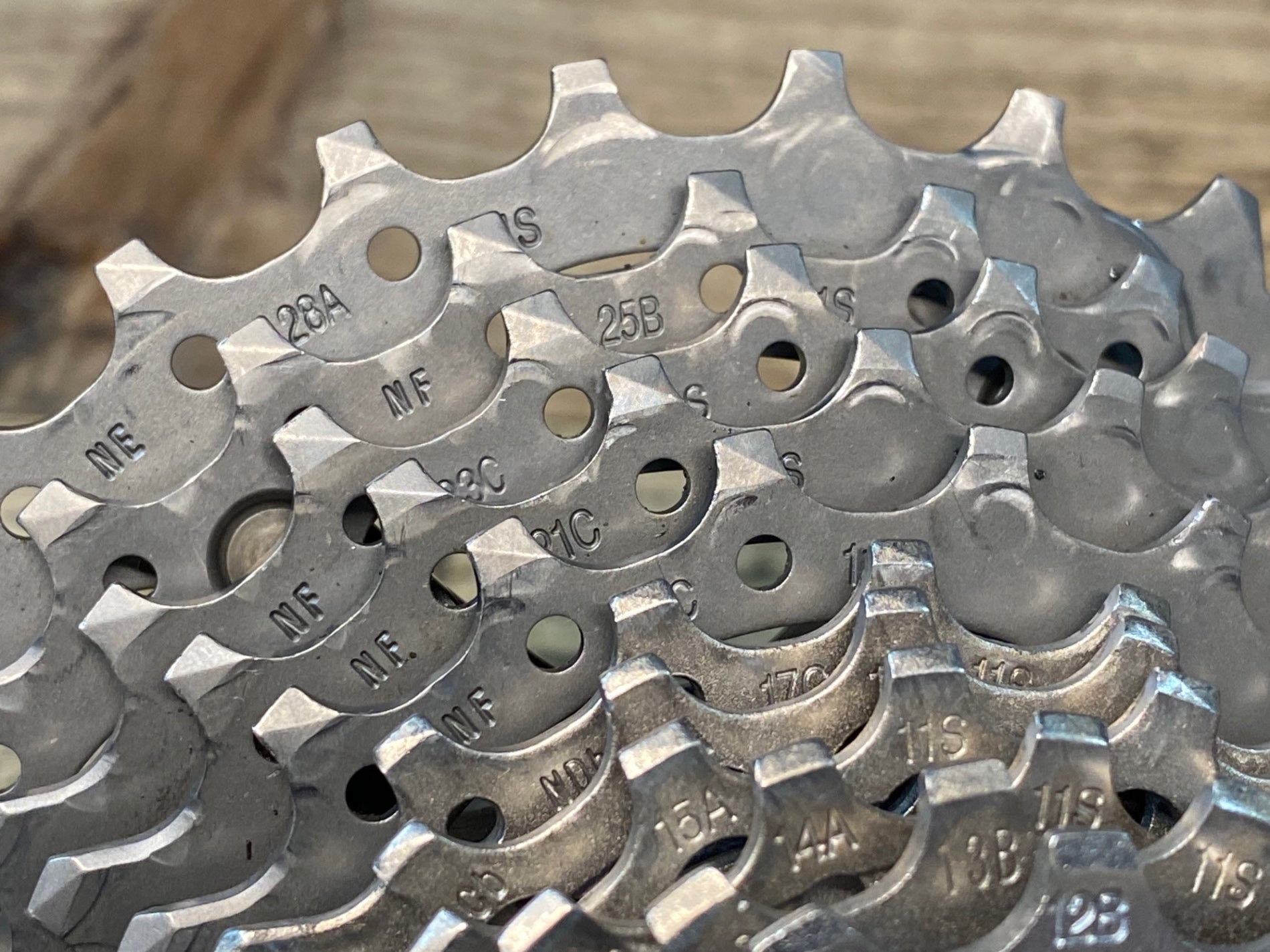 ■スプロケット　CS-9000 12-28■デュラエース　DURA-ACE■ Amazon | シマノ（SHIMANO） DURA-ACE CS-9000 スプロケット