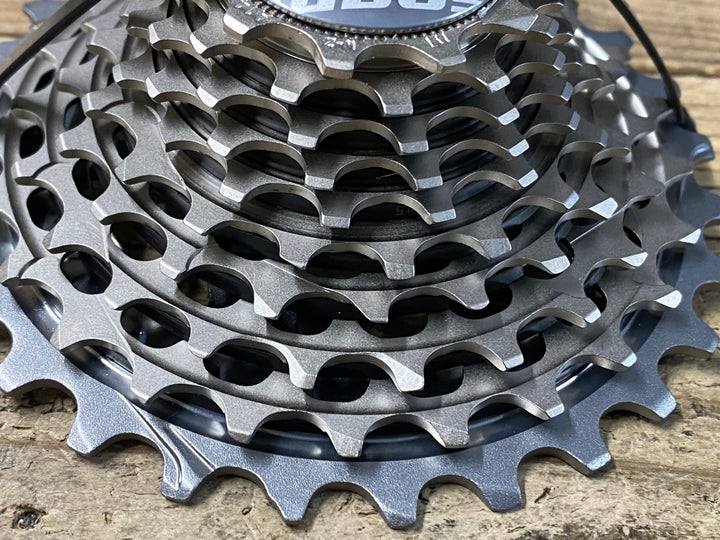 KC054 スラム SRAM レッド RED XG1090 スプロケット 11-28T 10S
