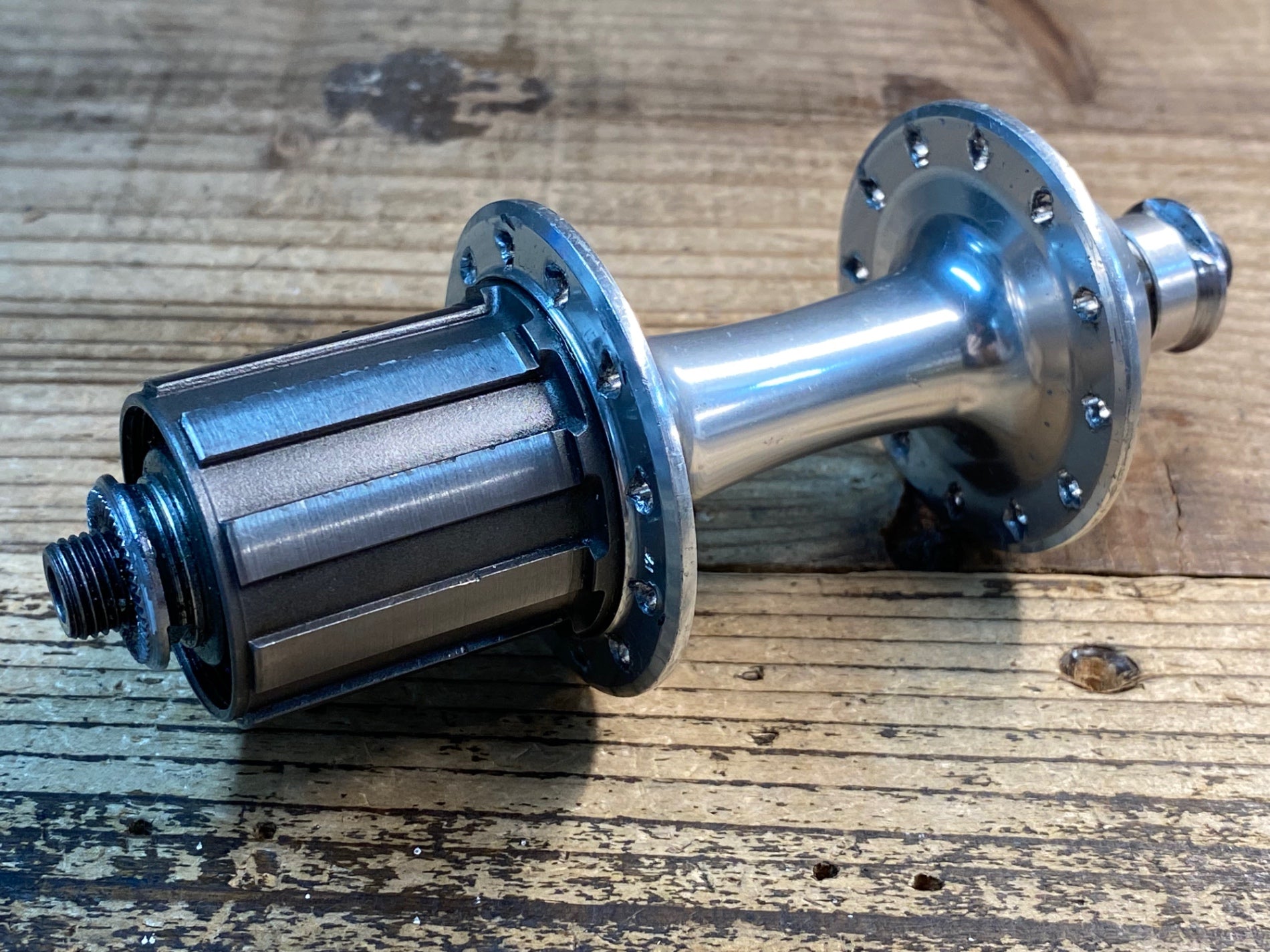 JJ079 シマノ SHIMANO デュラエース DURA-ACE FH-7700 フリーハブ 24H