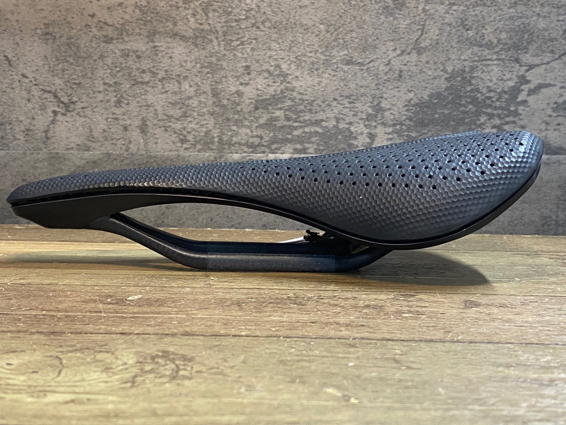 サンマルコ　カーボニオ650 新品未使用　軽量カーボンレール JN705 スペシャライズド SPECIALIZED S-WORKS PHENOM MIRROR サドル