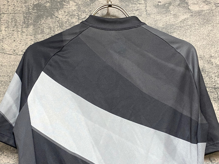 KC713 シマノ SHIMANO 半袖 サイクルジャージ 黒赤 ASIA M