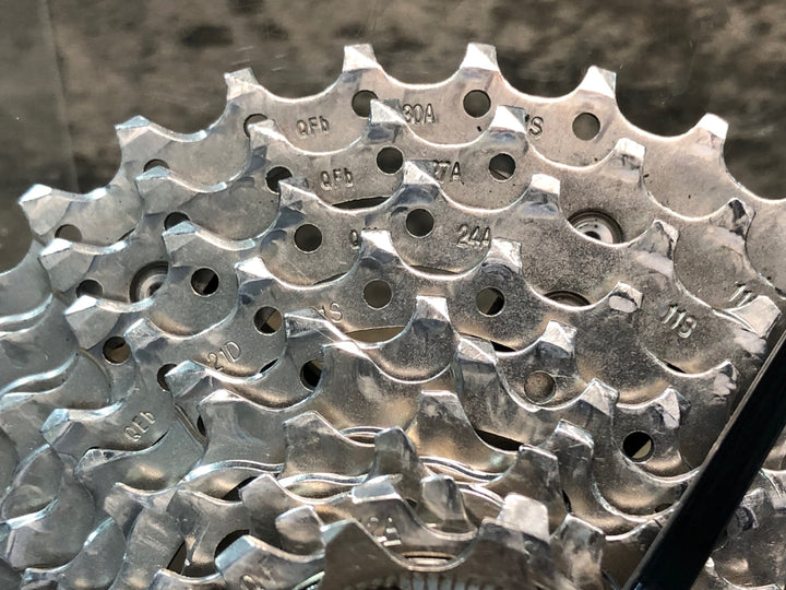 JF664 シマノ SHIMANO 105 CS-R7000 スプロケット 11-30T 11S ※ロックリング欠品
