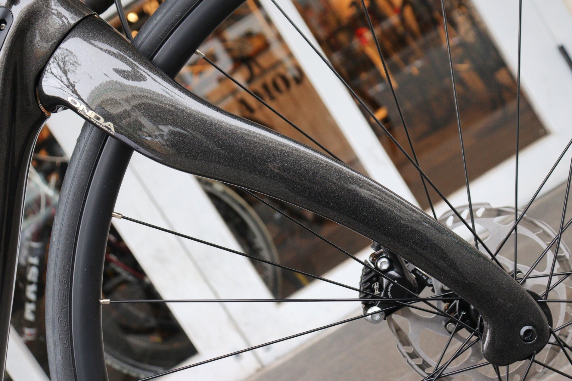 ピナレロ PINARELLO ラザ RAZHA DISK 2023モデル 465サイズ シマノ 105