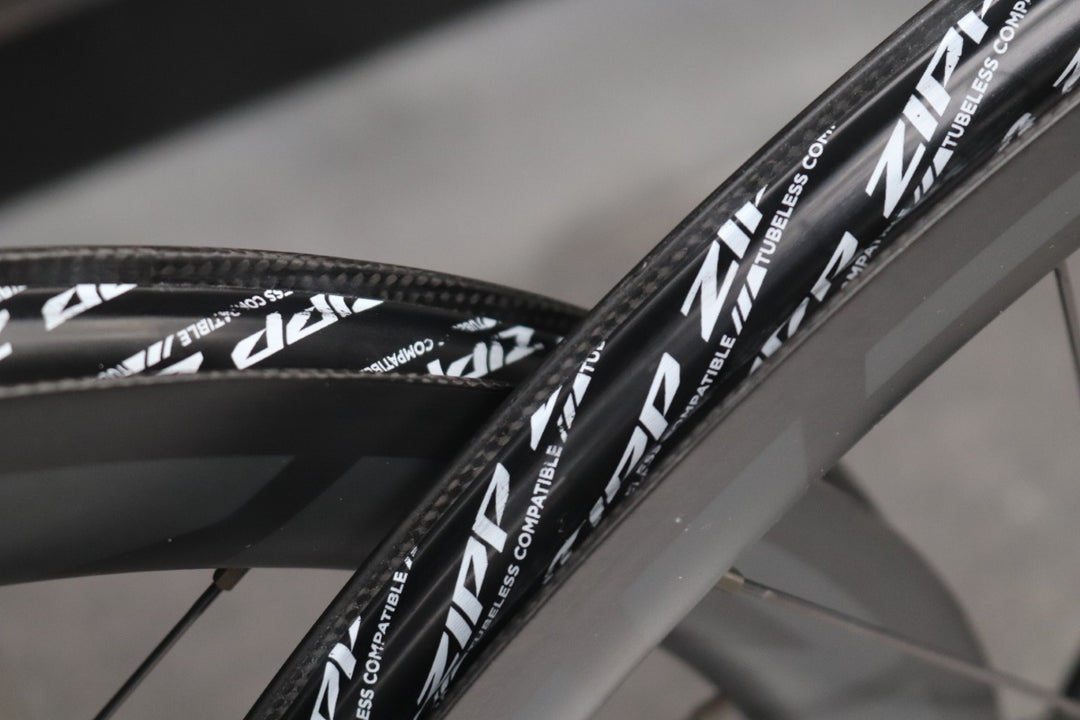 ジップ ZIPP 303S TUBELESS DISC カーボン チューブレス ディスクブレーキ ホイールセット シマノ12/11Sフリー フックレス ワイドリム 23mm 【東京南麻布店】