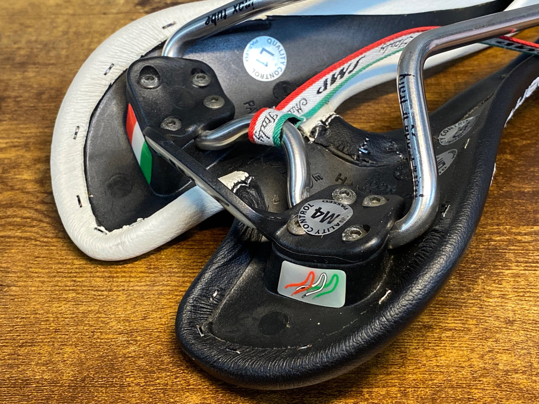 KR306 SELLE SMP DYNAMIC Limited Edition サドル 白/黒 inox tubeレール