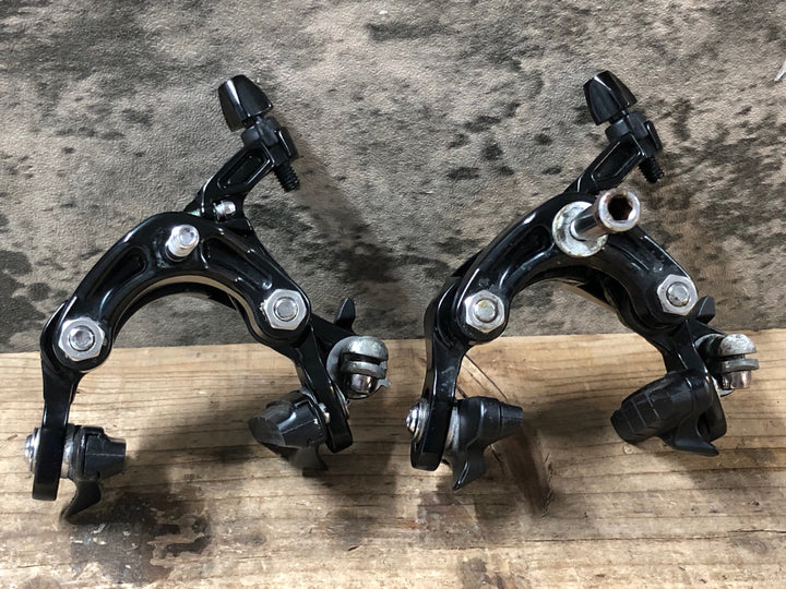 JW957 シマノ SHIMANO 105 BR-5800 ブレーキキャリパー 前後セット ※錆大 ローラー回転不良 ジャンク