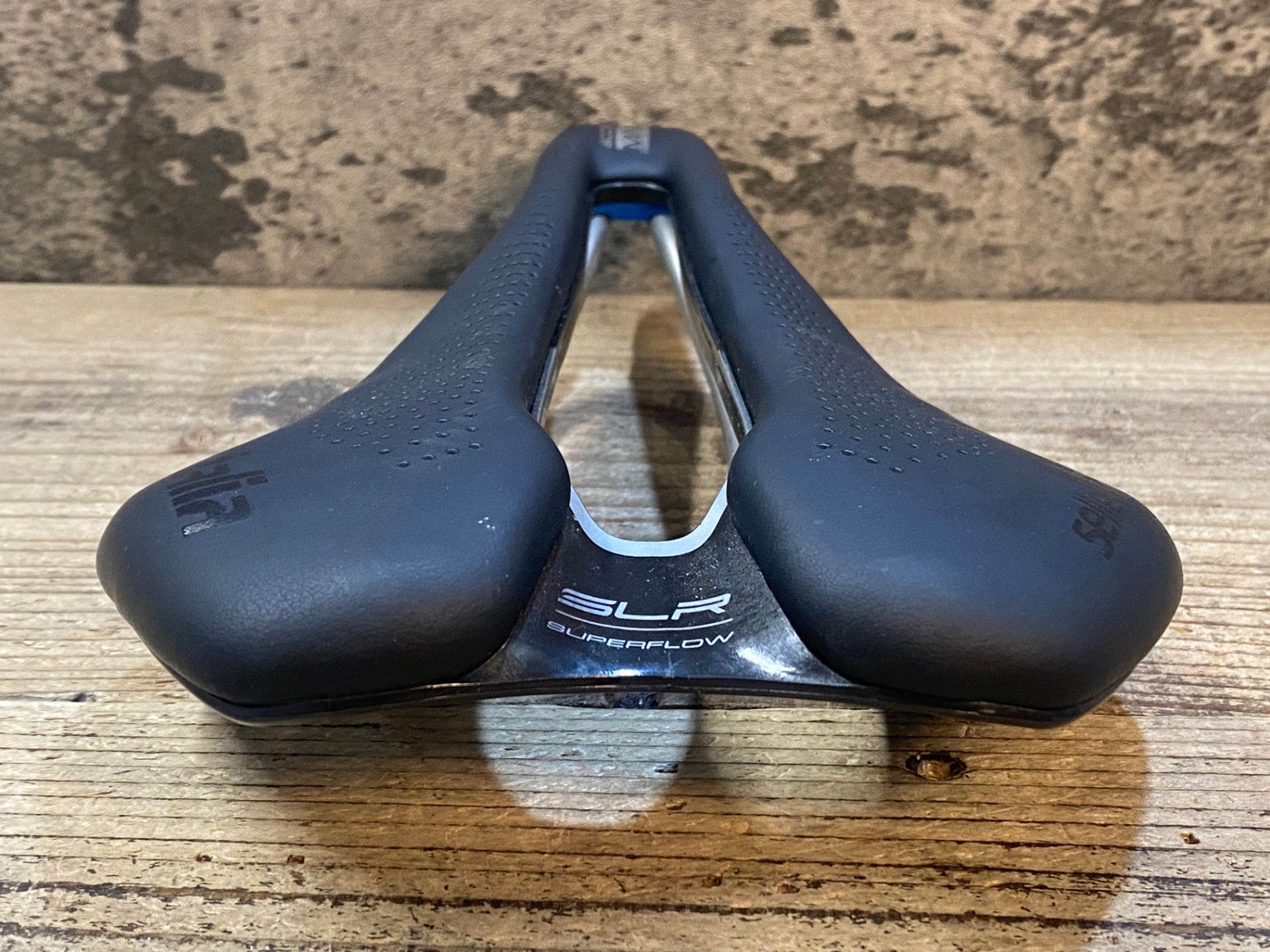JY027 セライタリア selle italia SLR BOOST MAX サドル Ti316レール