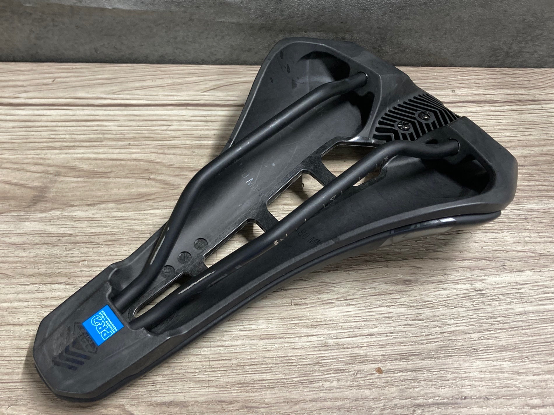 KF384 シマノ SHIMANO PRO STEALTH CURVED PERFORMANCE サドル 黒