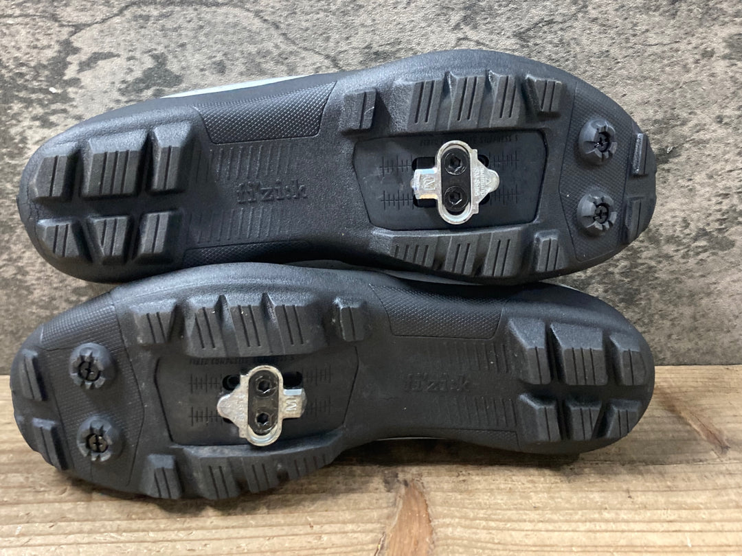 KL779 フィジーク fizik テラ TERRA ATLAS ビンディングシューズ EU42 2穴 グレー ※アウトソールひび割れ