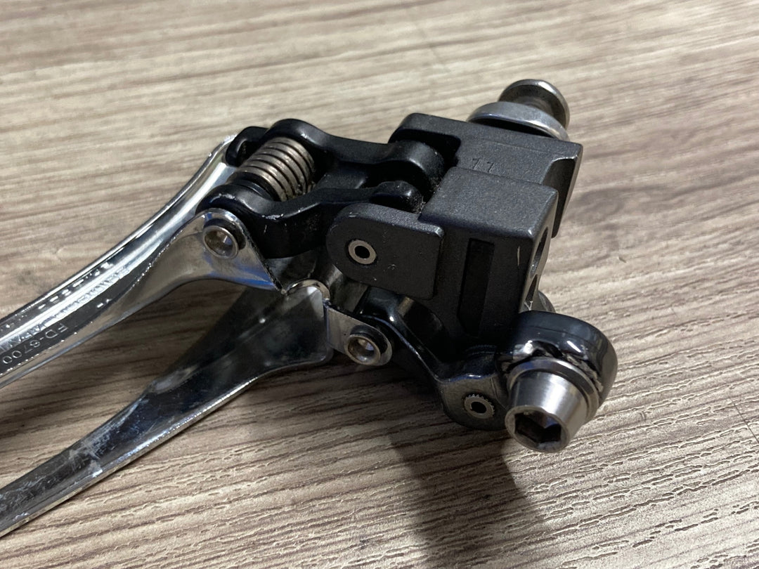 JS065 シマノ SHIMANO アルテグラ ULTEGRA FD-6700 フロントディレイラー 直付