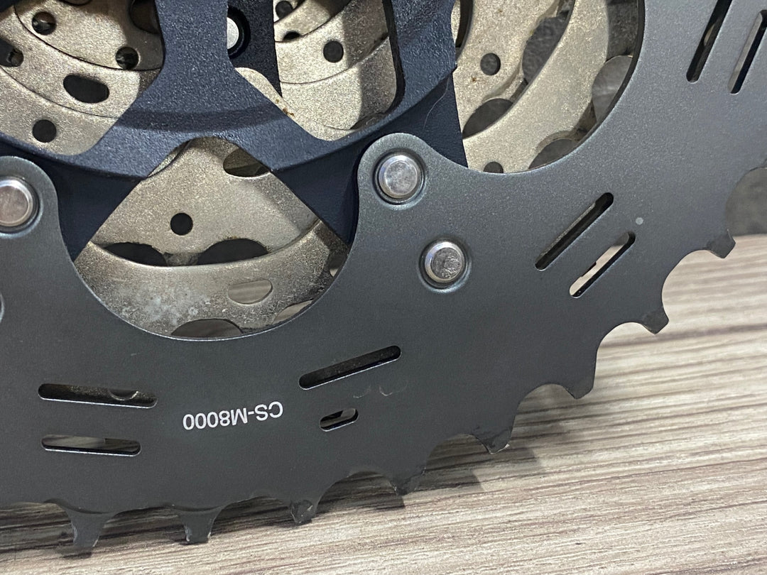 KJ586 シマノ SHIMANO DEORE XT CS-M8000 スプロケット 11-42T 11S