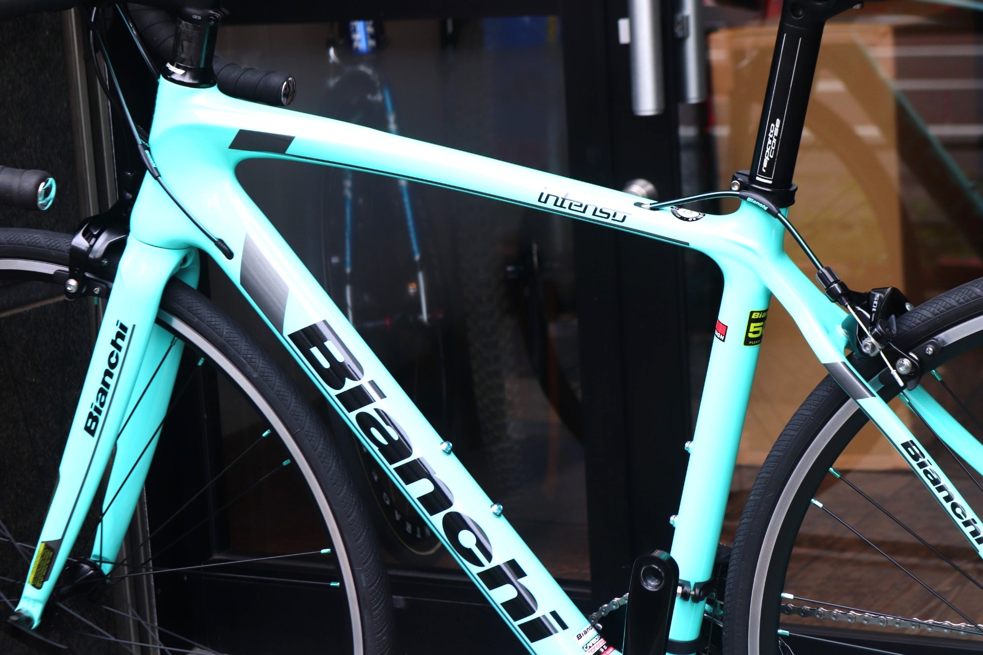 ビアンキ BIANCHI インテンソ INTENSO 2019モデル 50サイズ シマノ 105