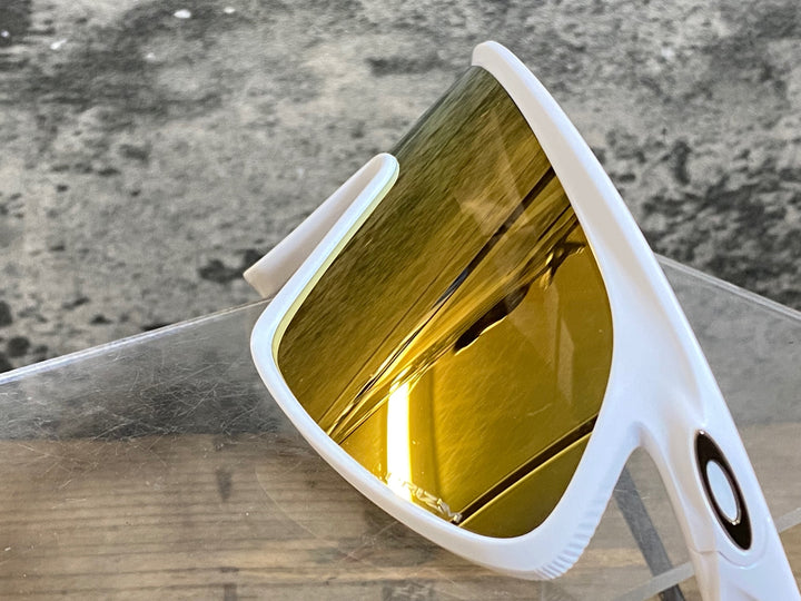 KG537 オークリー OAKLEY RSLV サングラス アイウェア 白 PRIZM ROAD