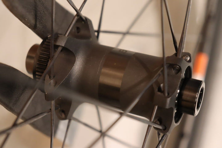 ボントレガー BONTRAGER アイオロス AEOLUS PRO 5 DISC カーボン チューブレス ホイールセット シマノ12/11S 19C 【千葉店】