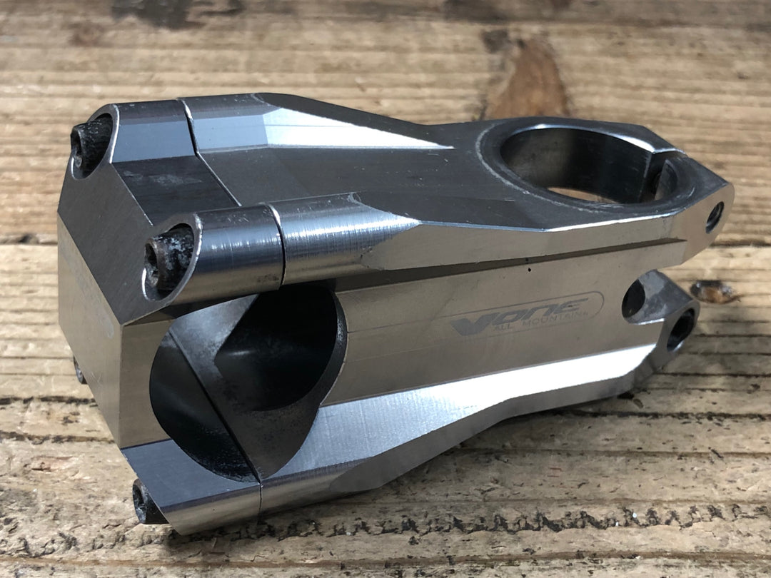 KC621 サンライン SUNLINE V-ONE アルミ ステム シルバー Φ31.8 OS 60mm