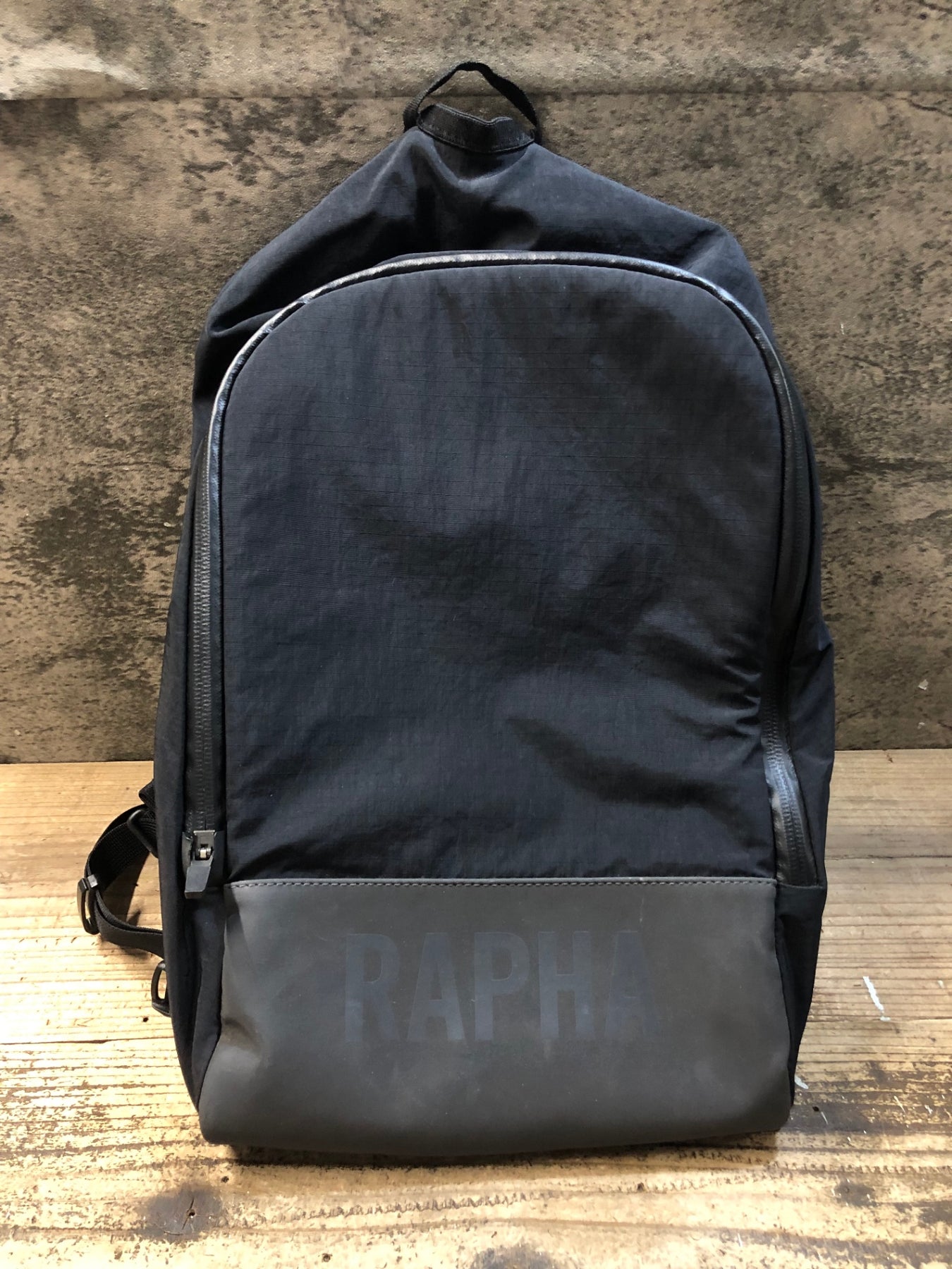JZ113 ラファ Rapha PRO TEAM LIGHTWEIGHT BACKPACK リュック バック