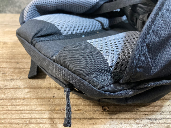 KC852 ドイター deuter COMPAC 6 リュックサック バックパック ※たばこ臭