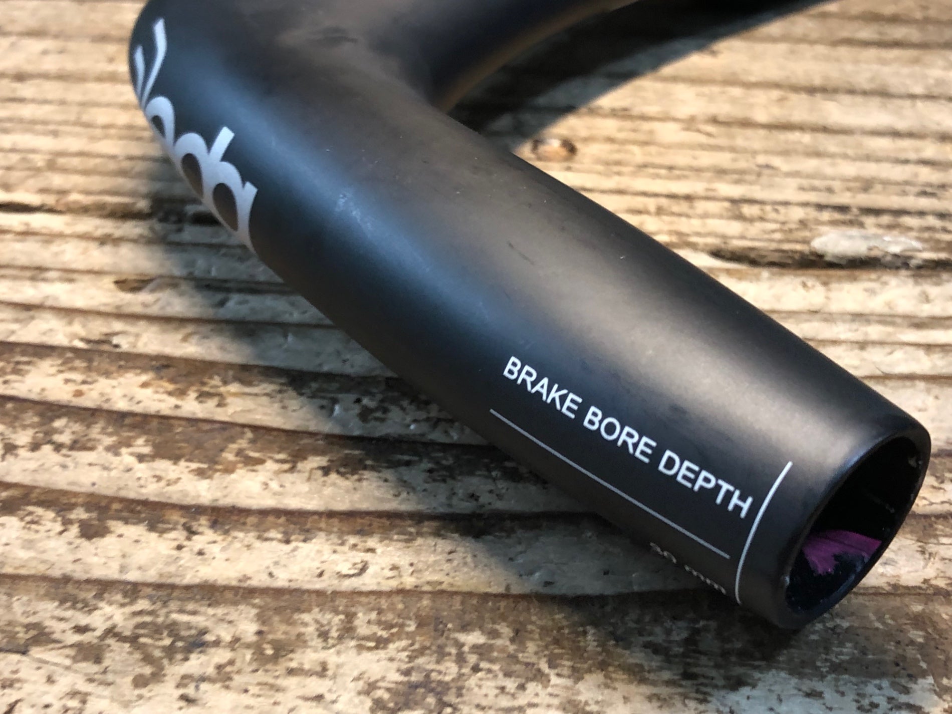 JT348 デダ Deda TRIBAR カーボン ブルホーンハンドル エンド部外-外