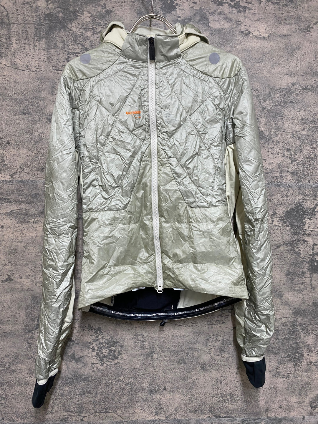 JN365 アタッカー ATTAQUER All Day Anatomic Insulator Jacket - Eggshell 長袖 サイクルジャケット グレー M