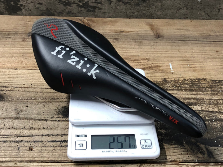 JY772 フィジーク fizik ARIONE VSX サドル 黒 kiumレール 257mm