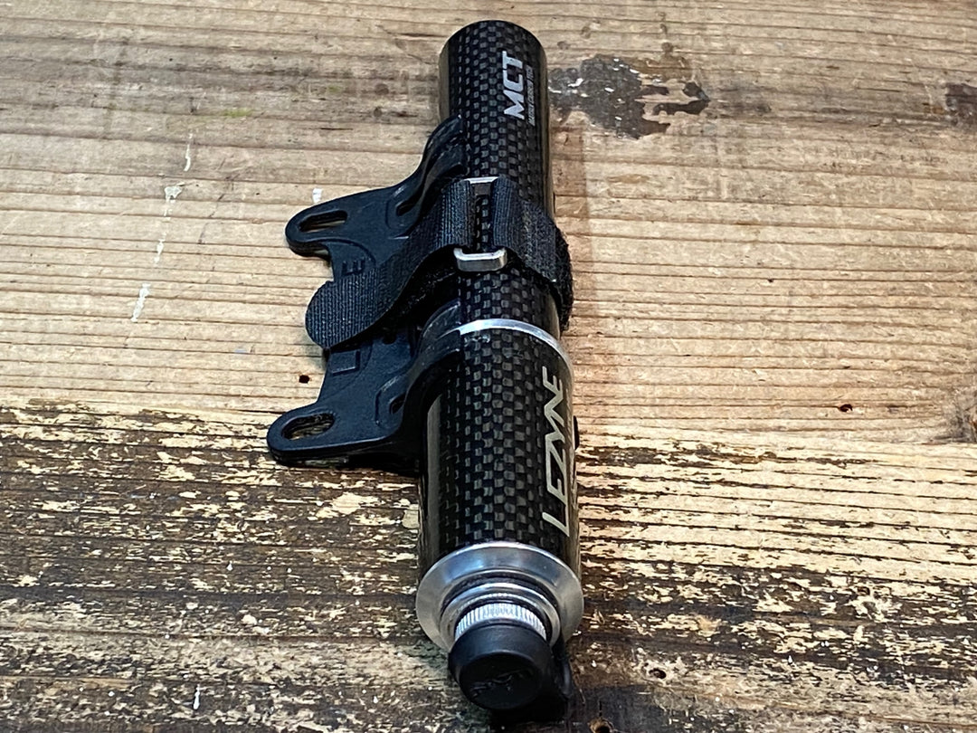 JF908 レザイン LEZYNE CARBON LITE HP 携帯空気入れ 黒 MCT