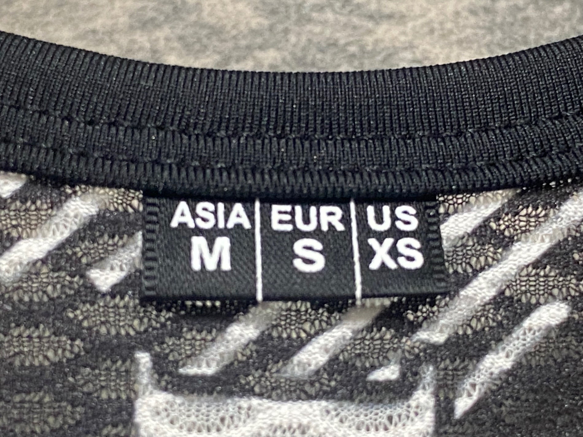 JP825 リオンドカペルミュール Lion de KAPELMUUR ビブショーツ 黒 M