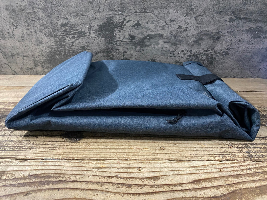 KL342 アデプト ADEPT アーバナイト Urbanite キャリア パニア バッグ