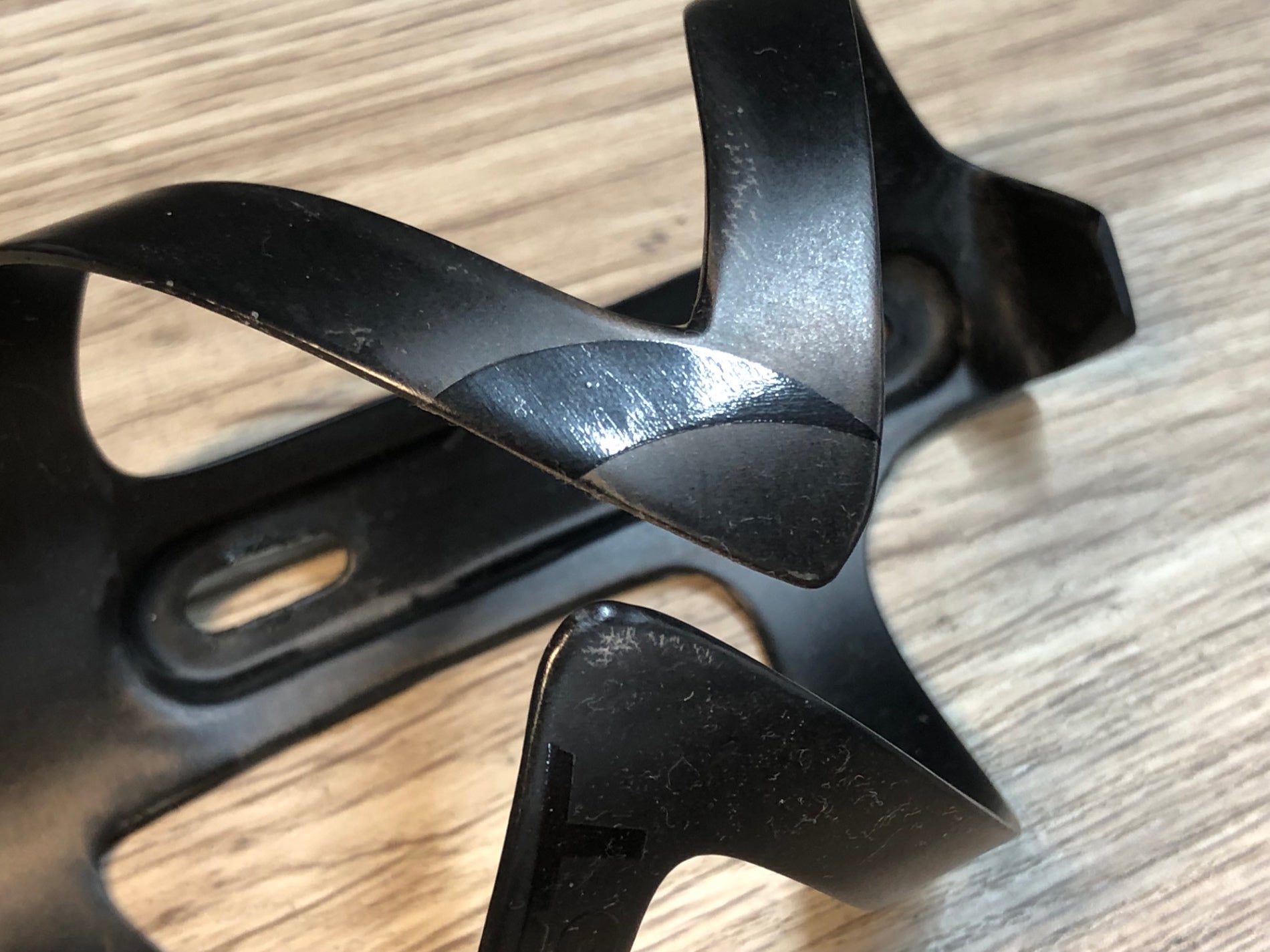 JK627 モスト MOST THE WINGS カーボン ボトルケージ 2個セット 黒