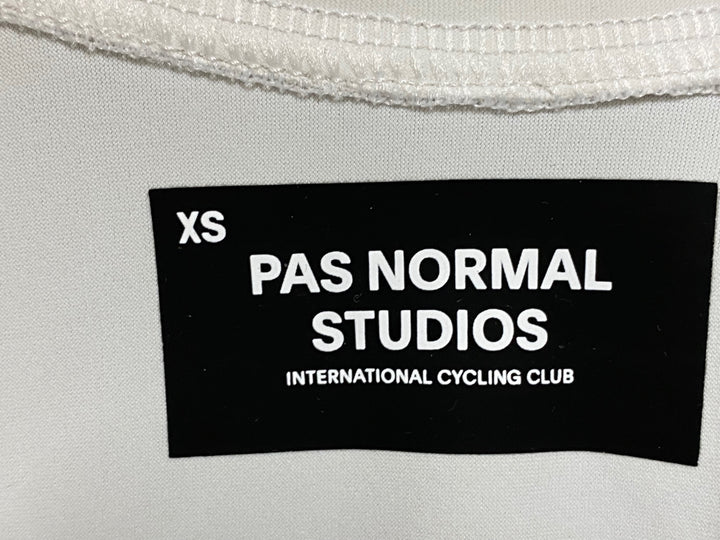 KJ320 パスノーマルスタジオ PAS NORMAL STUDIOS Essential Jersey 半袖 サイクルジャージ 白 XS ※小汚れあり