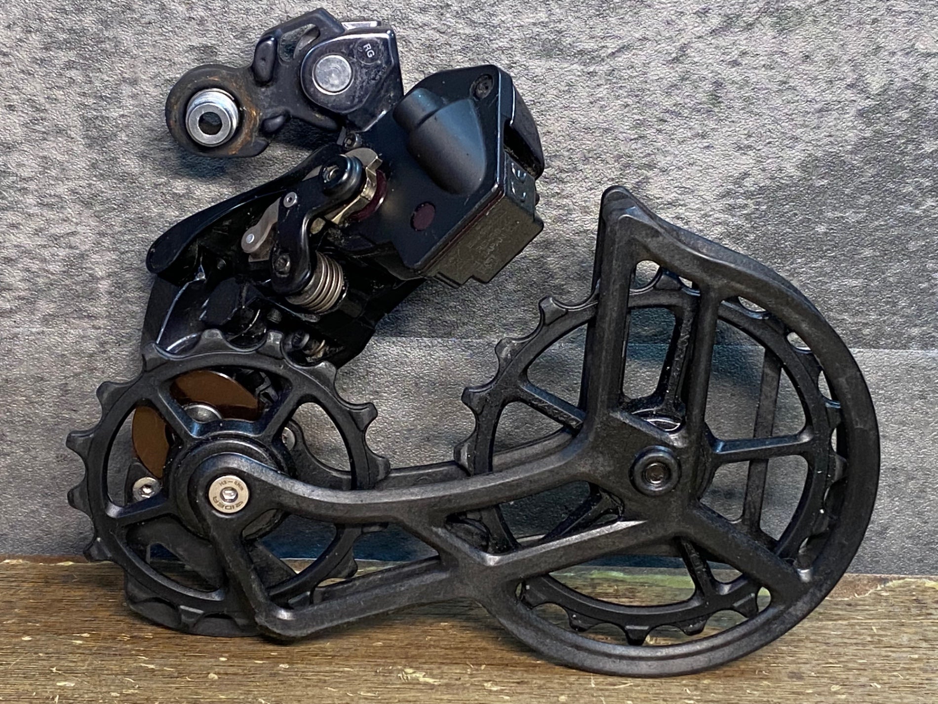 JP673 シマノ SHIMANO デュラエース DURA-ACE Di2 RD-R9150 リア